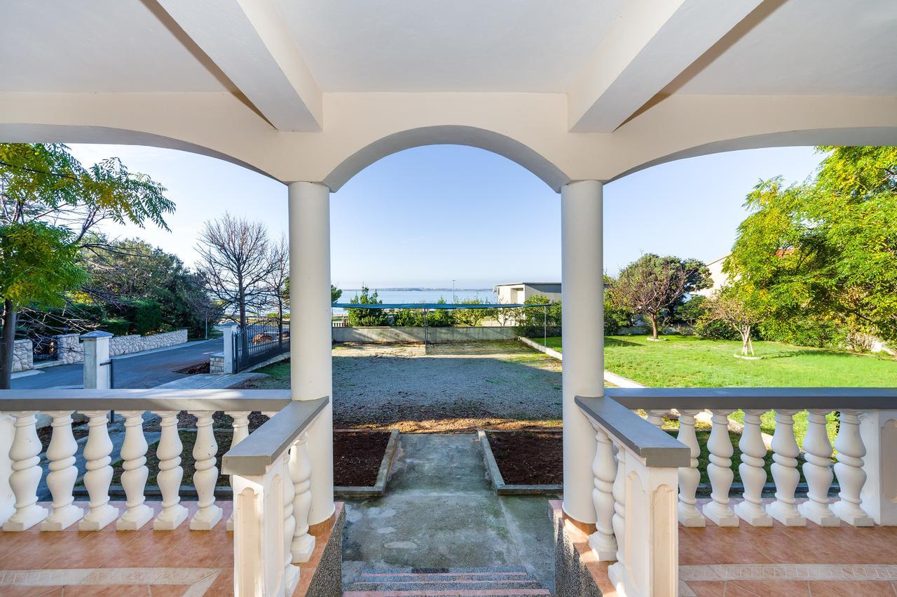 Apartment Nin - Vrsi At The Beach Esterno foto