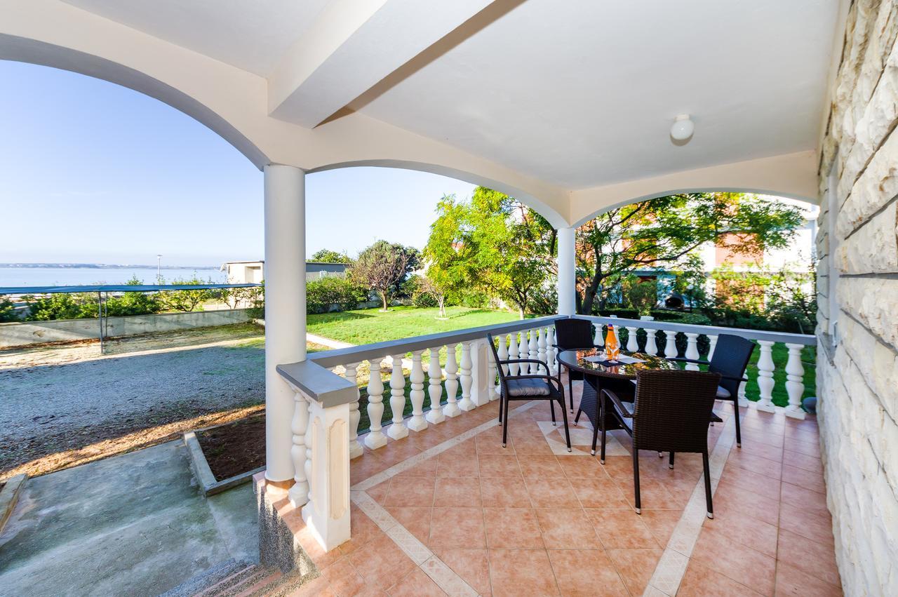 Apartment Nin - Vrsi At The Beach Esterno foto
